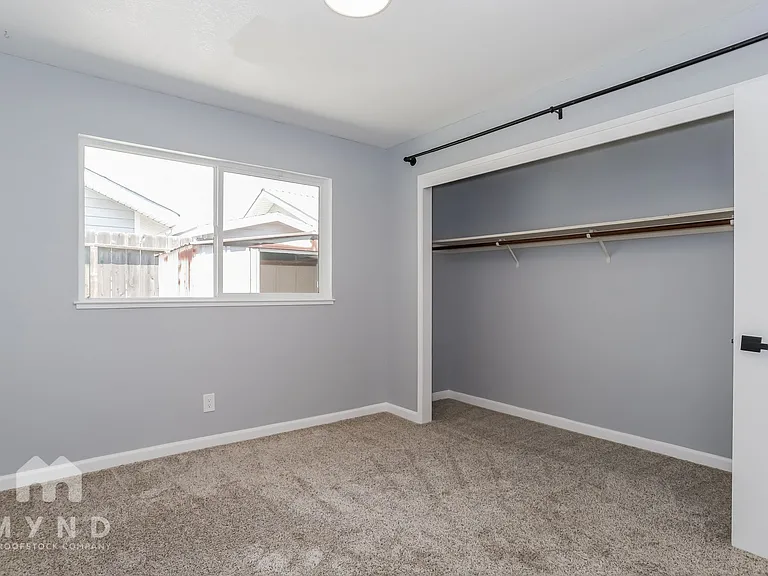 9835 Honey Bear Ln — Photo 14