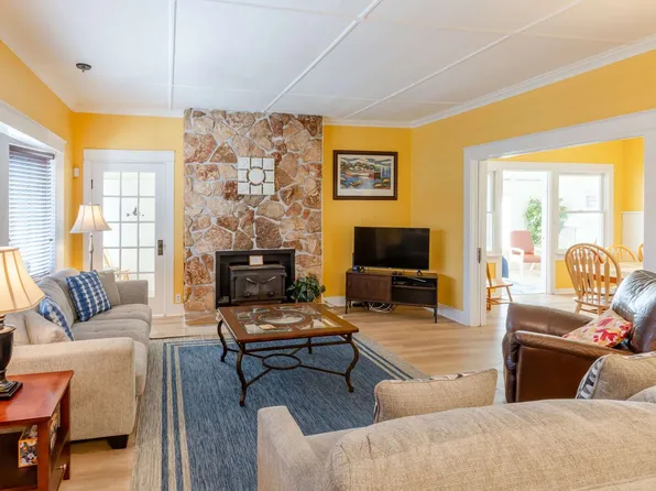 640 S Columbia St #Id1335290p, Seaside, OR 97138