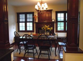 9716 Erin Woods Dr, Dublin, OH 43017