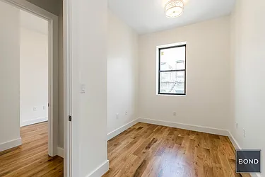 Rented by Bond New York