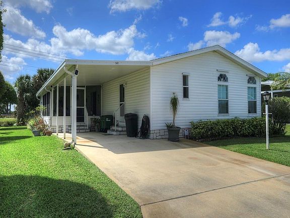 2nd image of 949 Wren Cir