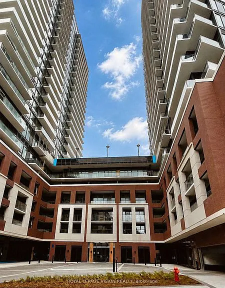 4010 Eglinton Ave W #911 — Photo 1