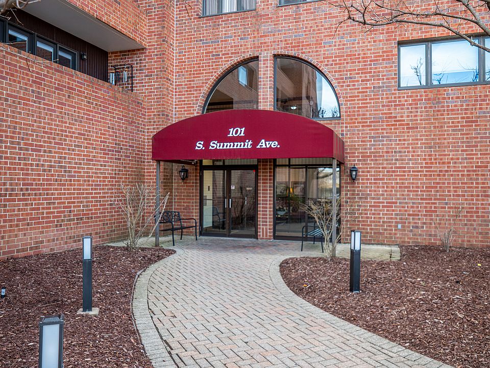 2nd image of 101 Summit Ave Unit 506