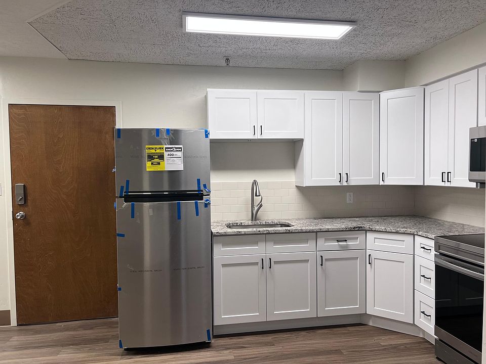 1st image of 460 W 600 N #24
