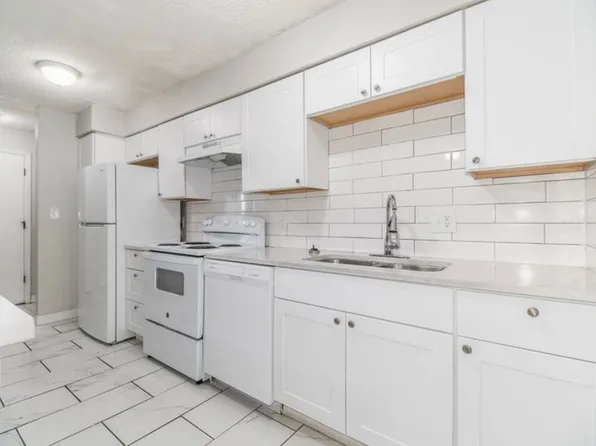 4643 S Lowell Blvd APT E, Denver, CO 80236