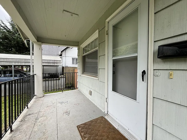 5619 NE 26th Ave — Photo 7