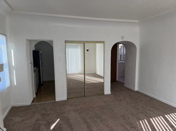 1149 Cedar Ave APT 8