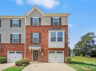 2662 Grantham Place Dr, Fort Mill, SC 29715