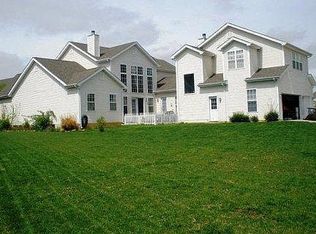 796 Thunder Hill Dr, O Fallon, MO 63368