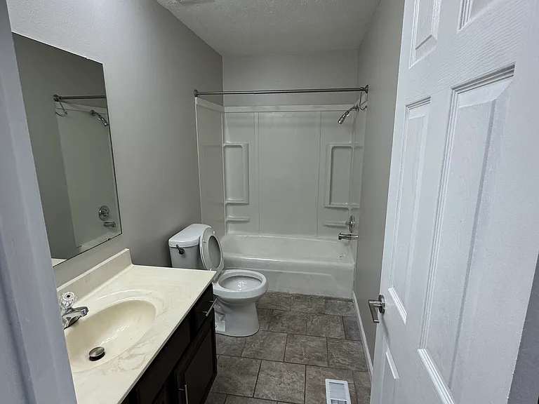 1127 Black Oak Dr #1125 — Photo 11