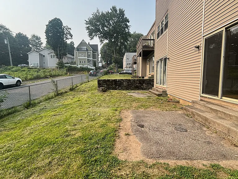 32 Barnes St #A — Photo 7