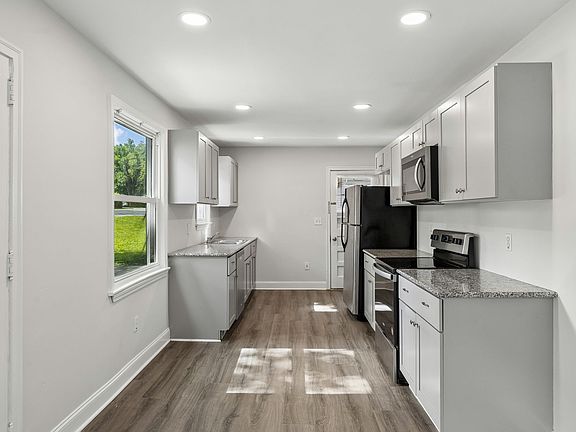 4th image of 927 Goodbar Dr