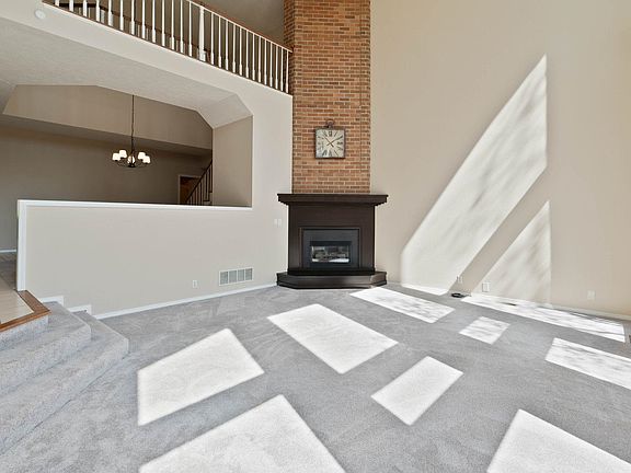 5th image of 7621 E Woodview Ct