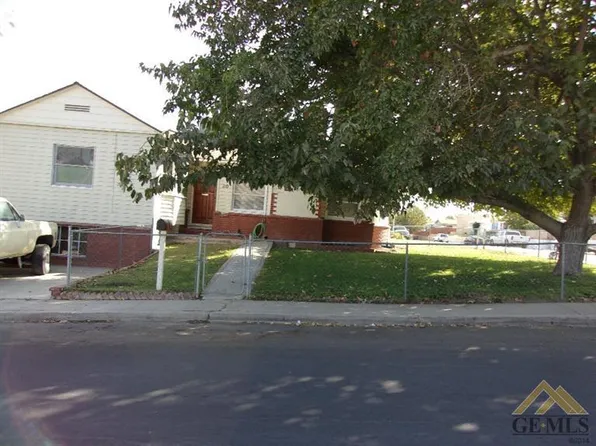 110 6th Ave, Taft, CA 93268