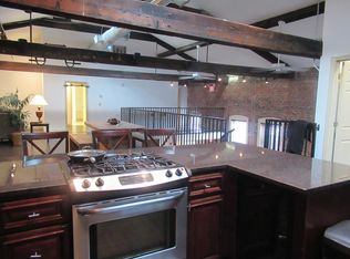 385 S Main St, Providence, RI 02903