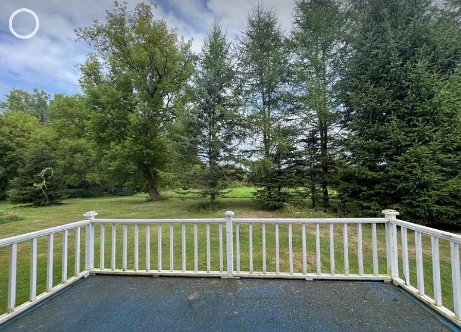 1 bed, 1360 sqft, $875 — Photo 2