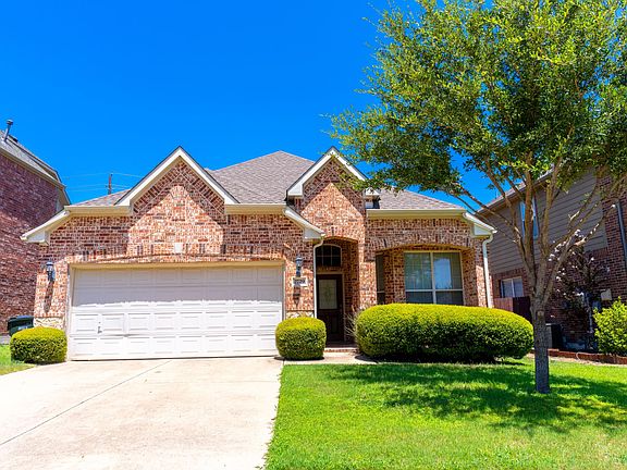 3rd image of 2729 Tangerine Ln