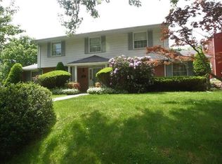 401 10th St, Oakmont, PA 15139
