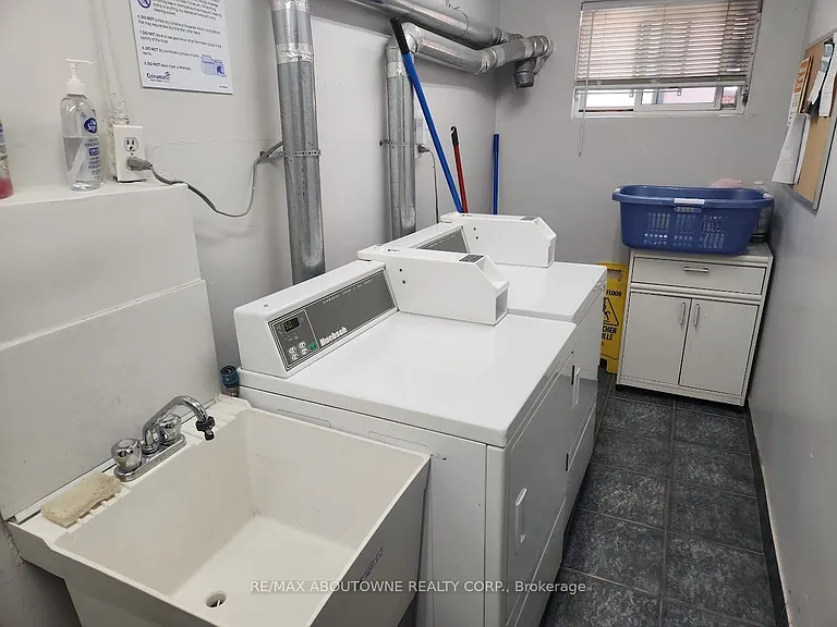 2373 King St E #51 — Photo 19