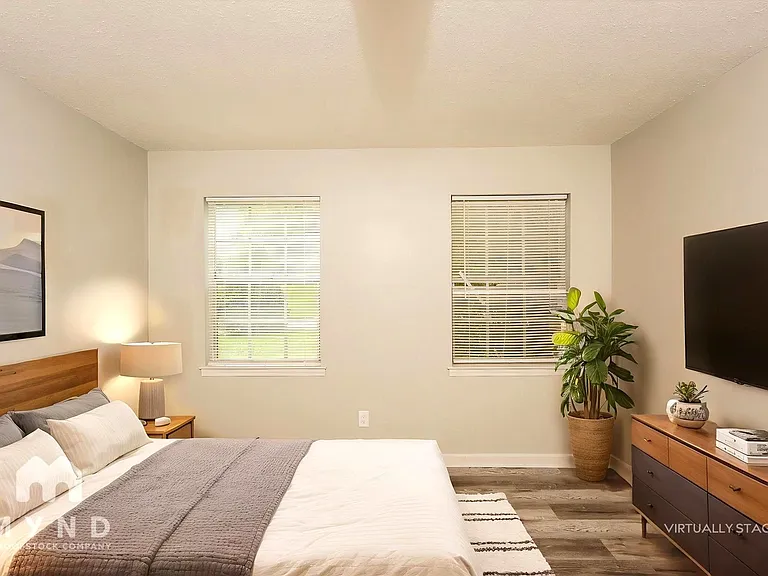 808 Cochise Trl — Photo 4