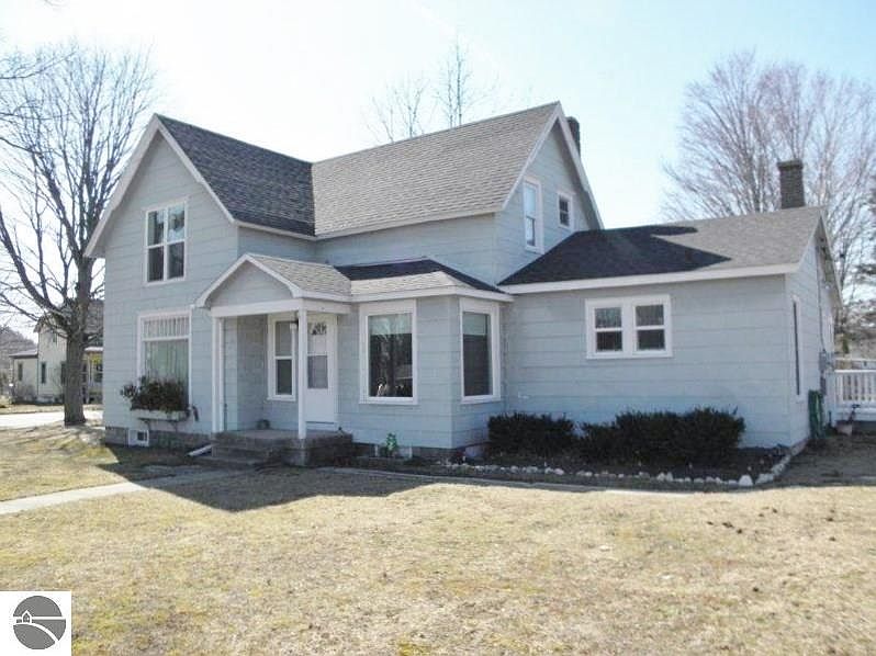 1st image of 727 Forest Ave