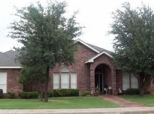 211 Skywood Cir, Midland, TX 79705