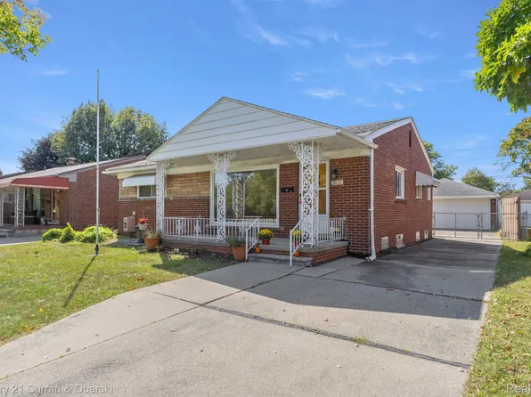 9838 Vine Ave, Allen Park, MI 48101