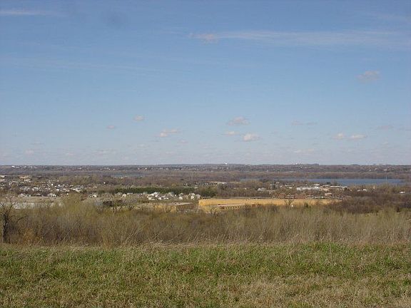 Bluff overlooks the city