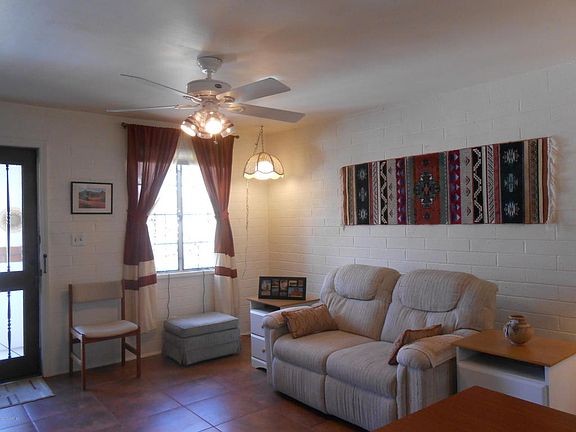 5th image of 124 S La Canada Dr Unit A