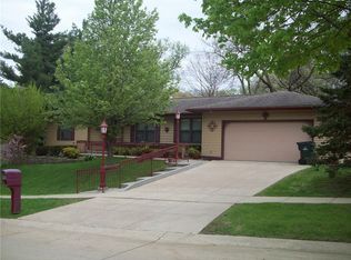 2703 Forest Ridge Ct SE, Cedar Rapids, IA 52403