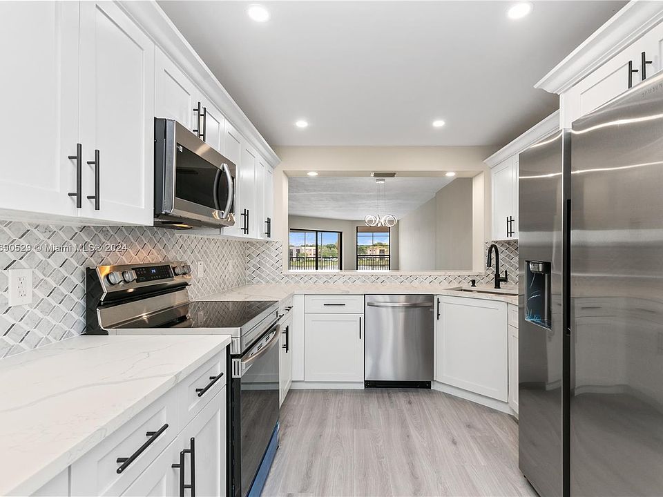 1st image of 7248 Fairfax Dr #301