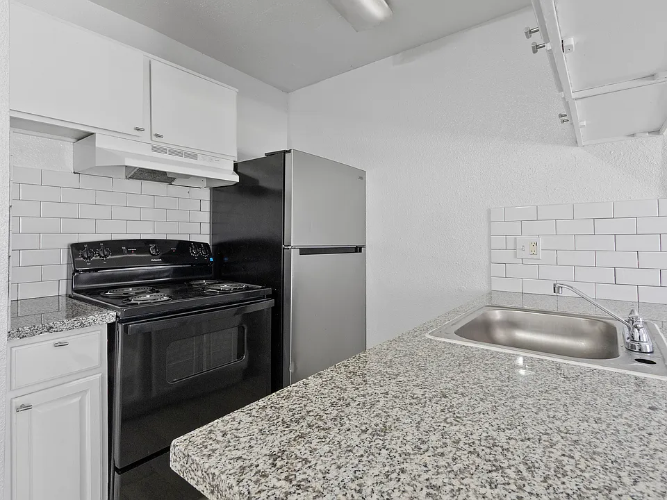 Buena Villa Apartments