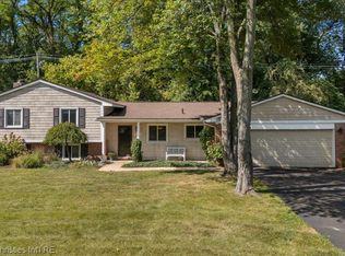 6756 Spruce Dr, Bloomfield Hills, MI 48301