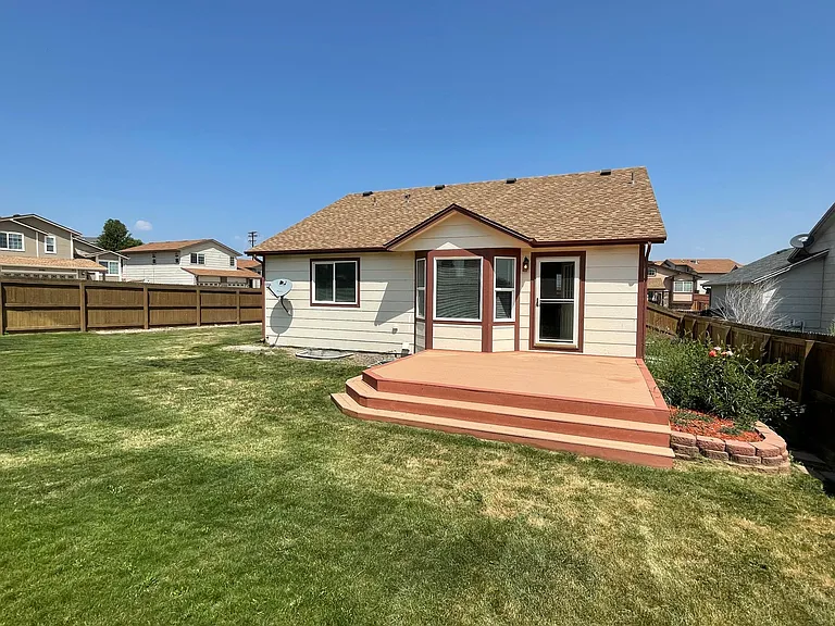 8301 Syrabi Pl — Photo 2