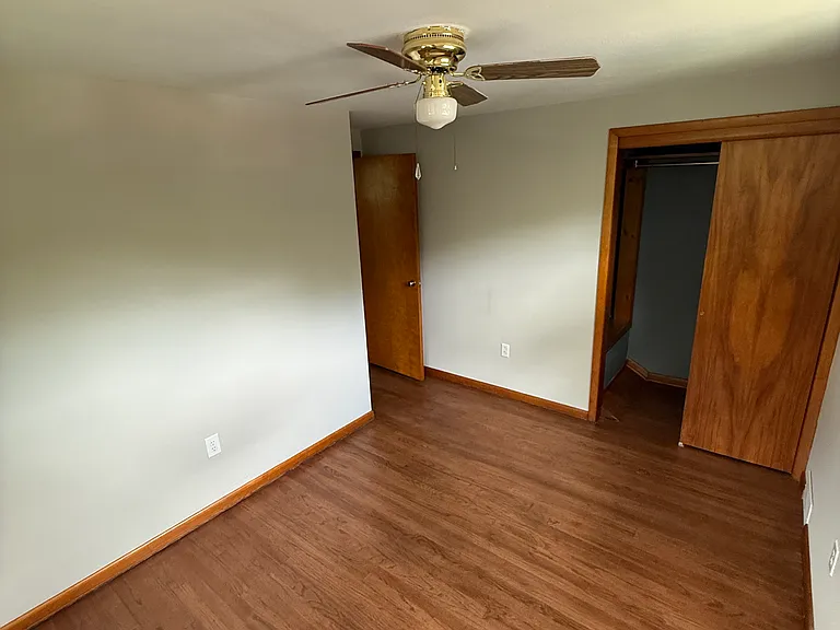 520 Main Blvd — Photo 18