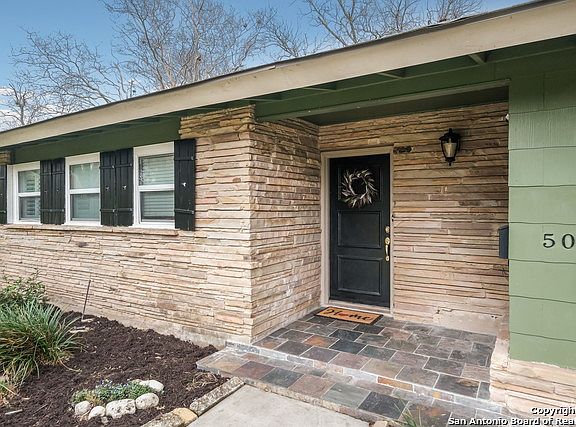 2nd image of 502 E Nottingham Dr