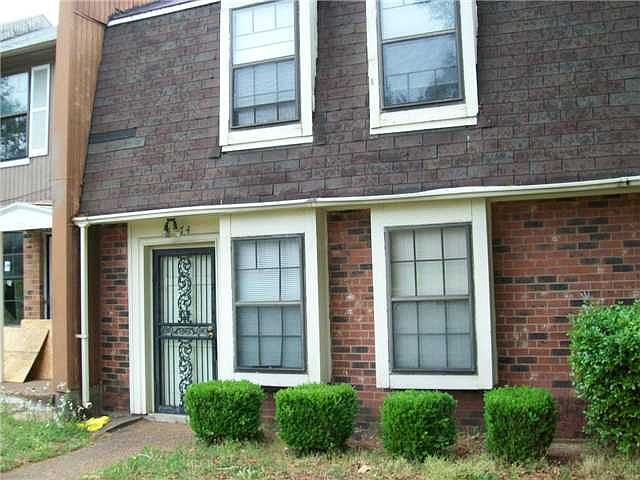 1st image of 4874 Chesterwood Ct