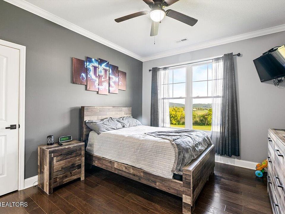 15th image of this home