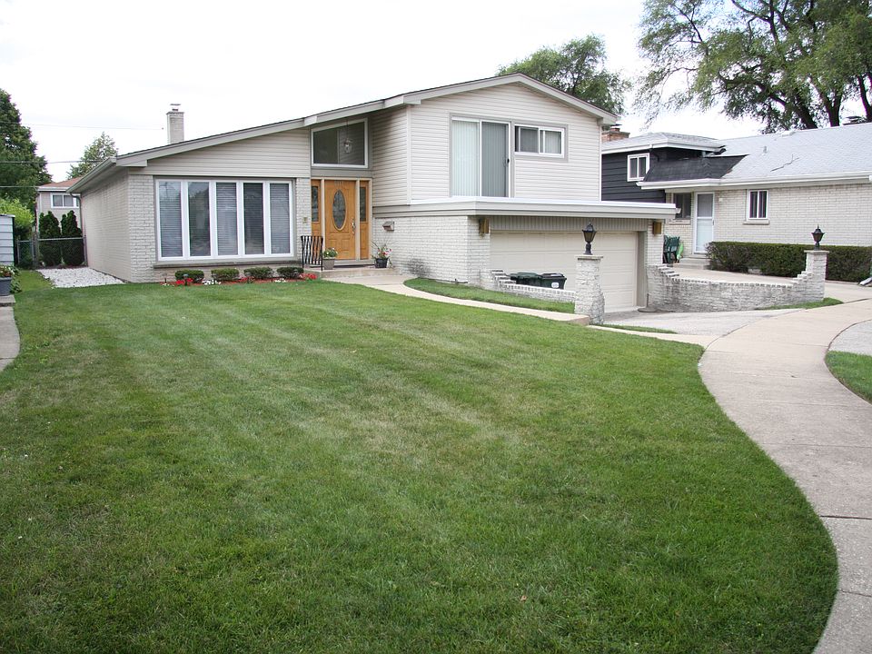 1st image of 5917 Keeney Ct