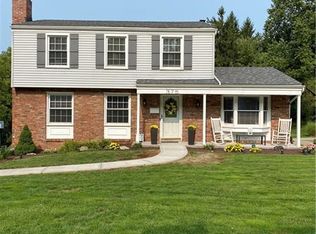 376 Tara Dr, Pittsburgh, PA
