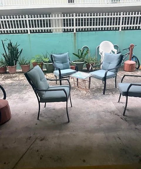 701 Collins Ave #2B — Photo 6