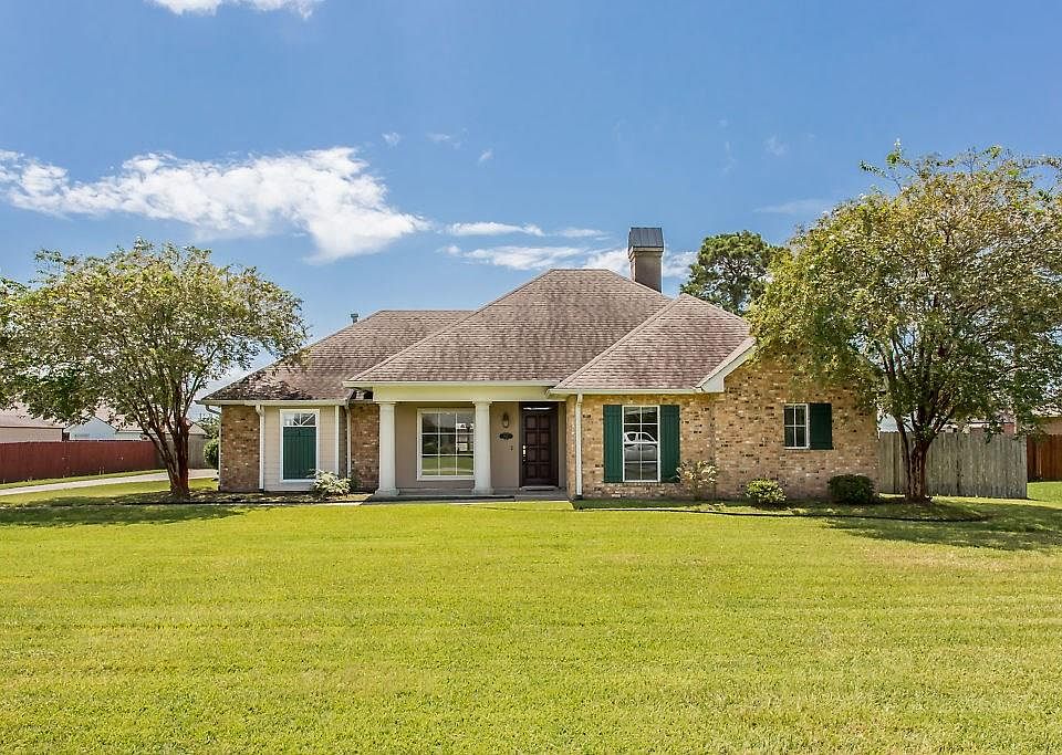 1st image of 2441 Emily Ann Ln