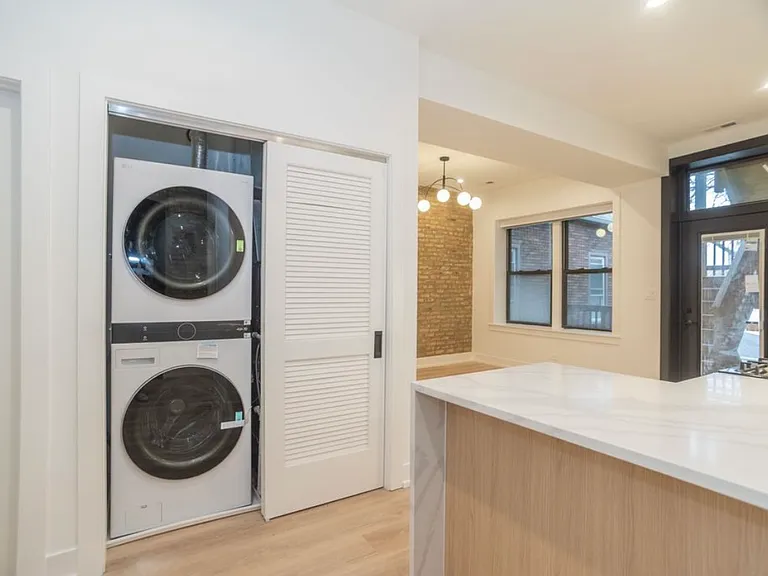 2254 N Sawyer Ave #1S — Photo 9