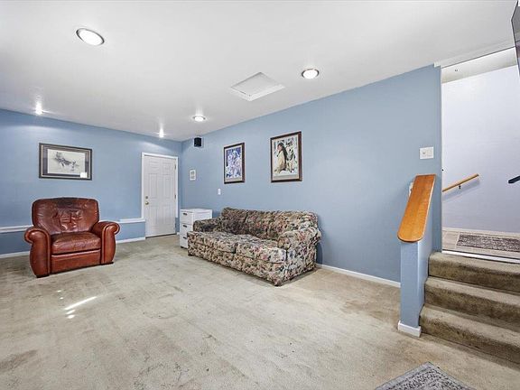 4th image of 3326 W 23rd Ave