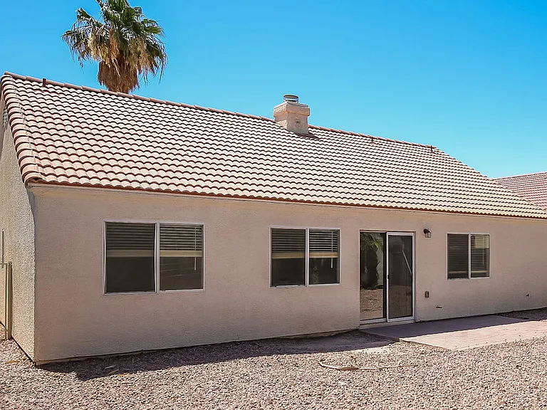 3744 Blue Dawn Dr — Photo 16