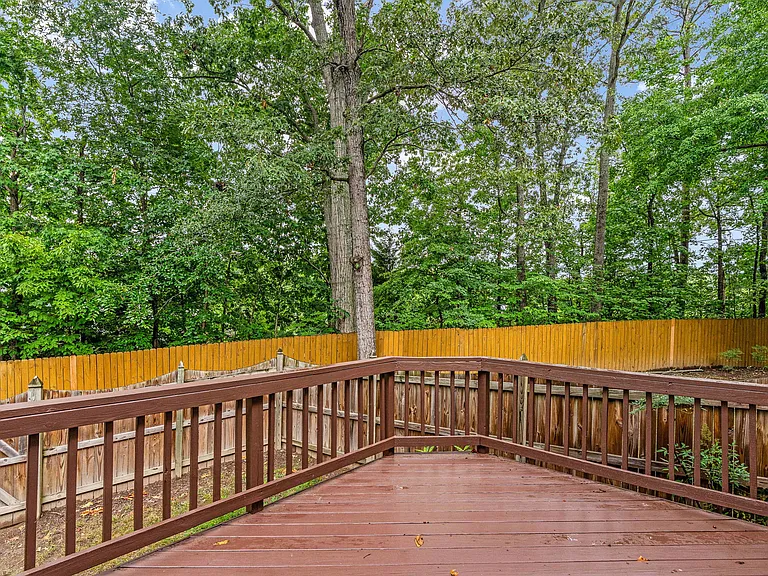 12015 Bexley Ct — Photo 53