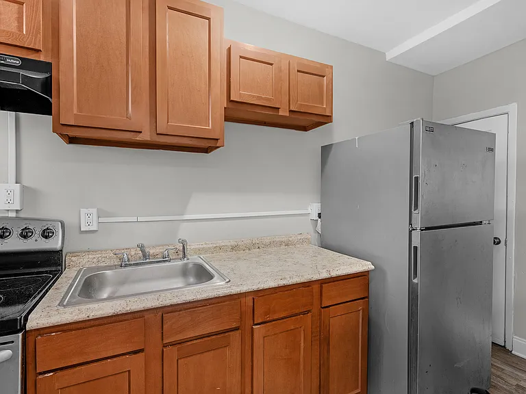 3203 Elmley Ave — Photo 9
