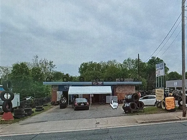 1222 S Main St, High Pt, NC 27260