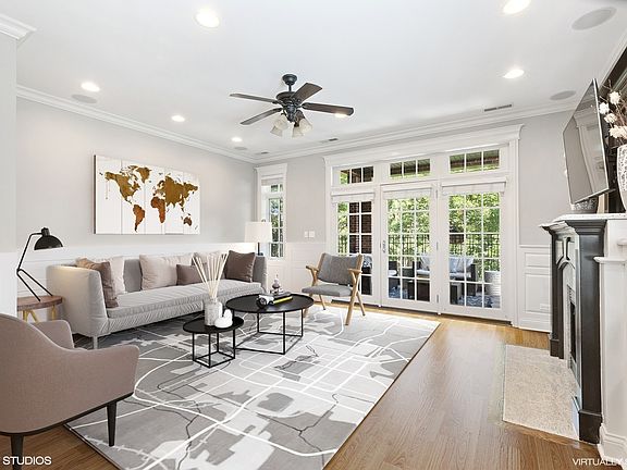 3rd image of 1215 W School St #2E