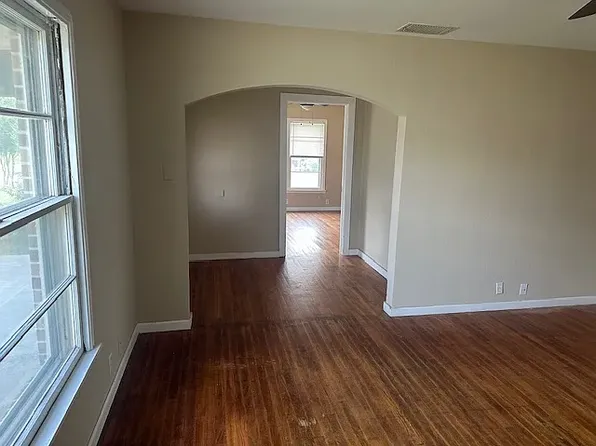 1801 Bolivar St, Denton, TX 76201